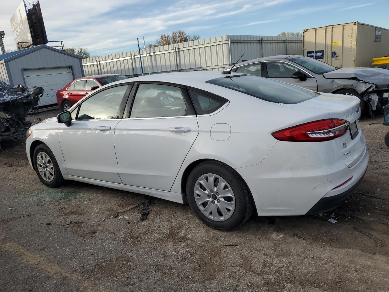 VIN 3FA6P0G71KR199092 2019 FORD FUSION no.2