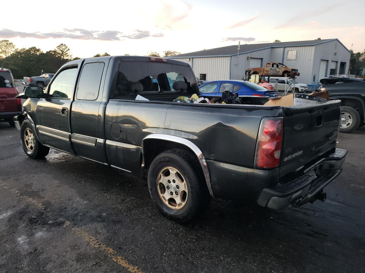 2004 Chevrolet Silverado - Image 2