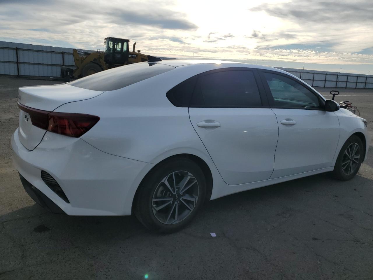 2023 Kia Forte - Image 3