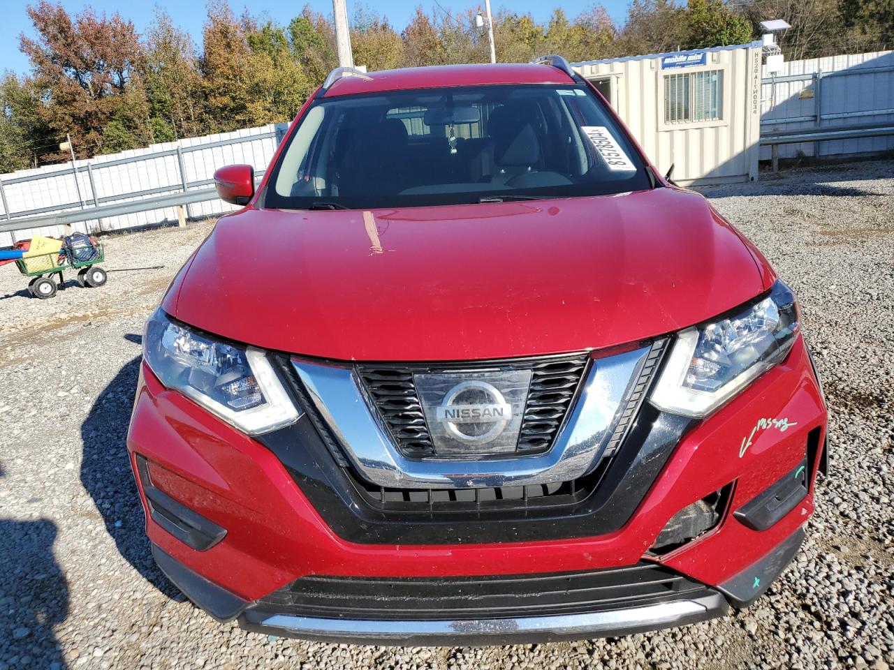 2017 Nissan Rogue - Image 5
