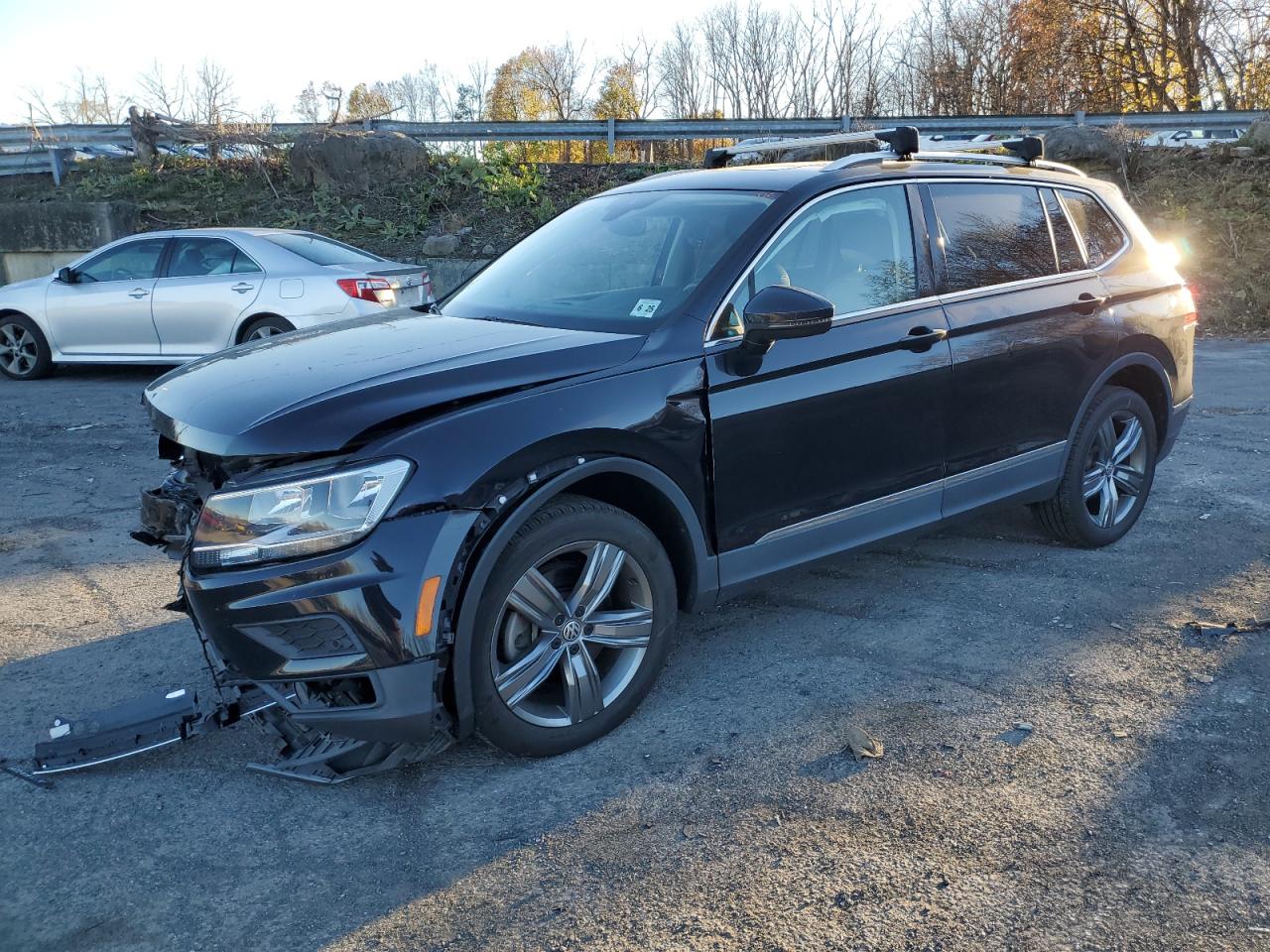 2020 Volkswagen Tiguan - Image 1