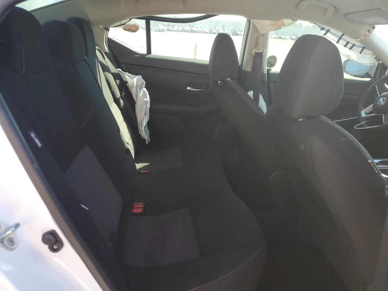 2022 Nissan Sentra - Image 10