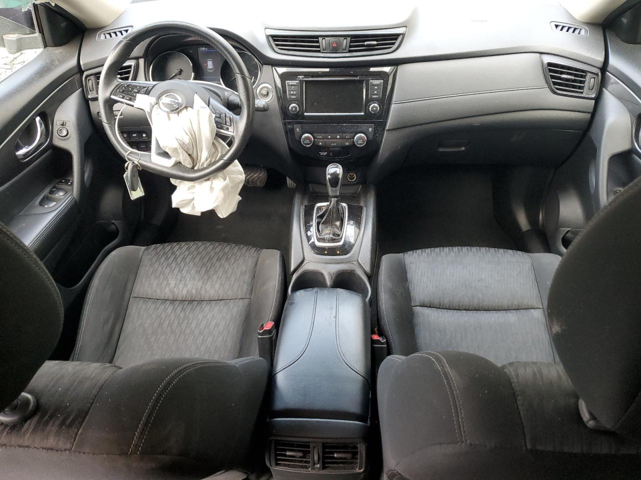 2020 Nissan Rogue - Image 8