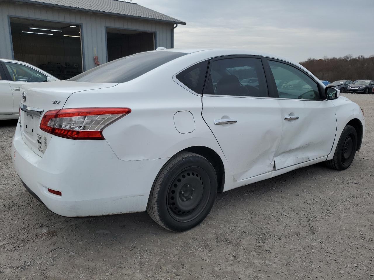 2015 Nissan Sentra - Image 3