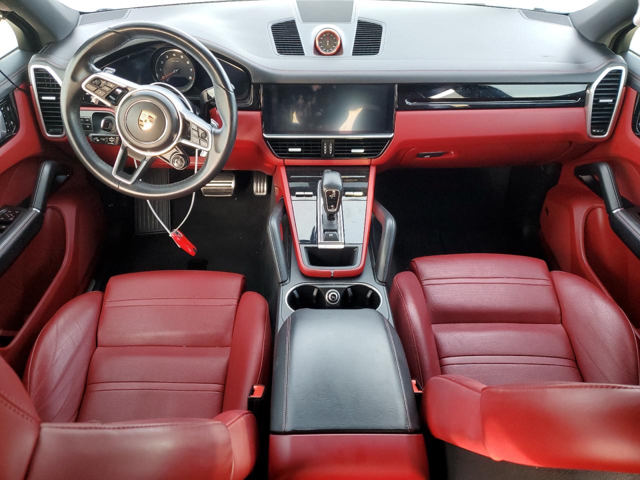 2020 Porsche Cayenne - Image 8