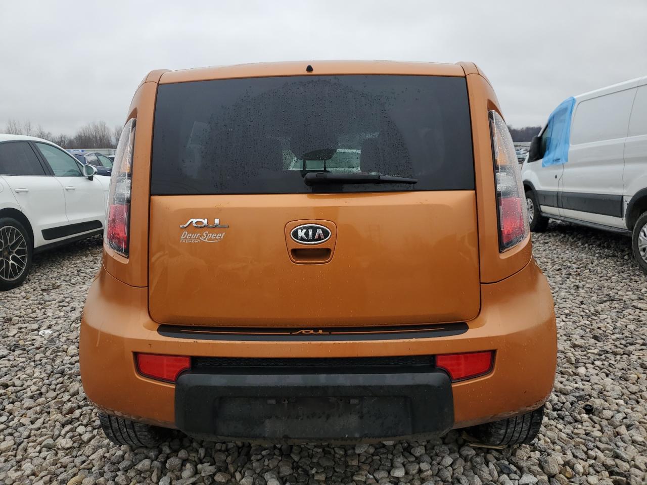 2011 Kia Soul + VIN: KNDJT2A28B7250006 Lot: 80382704