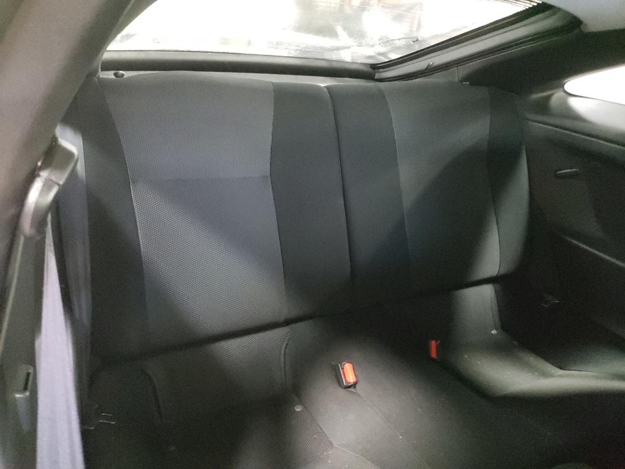 2005 Toyota Celica Gt VIN: JTDDR32T450181983 Lot: 81413654