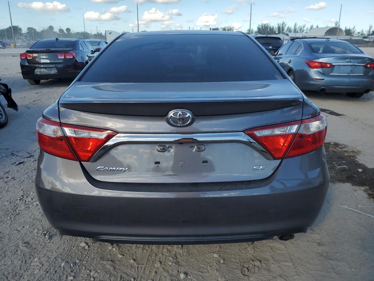 2016 Toyota Camry - Image 6
