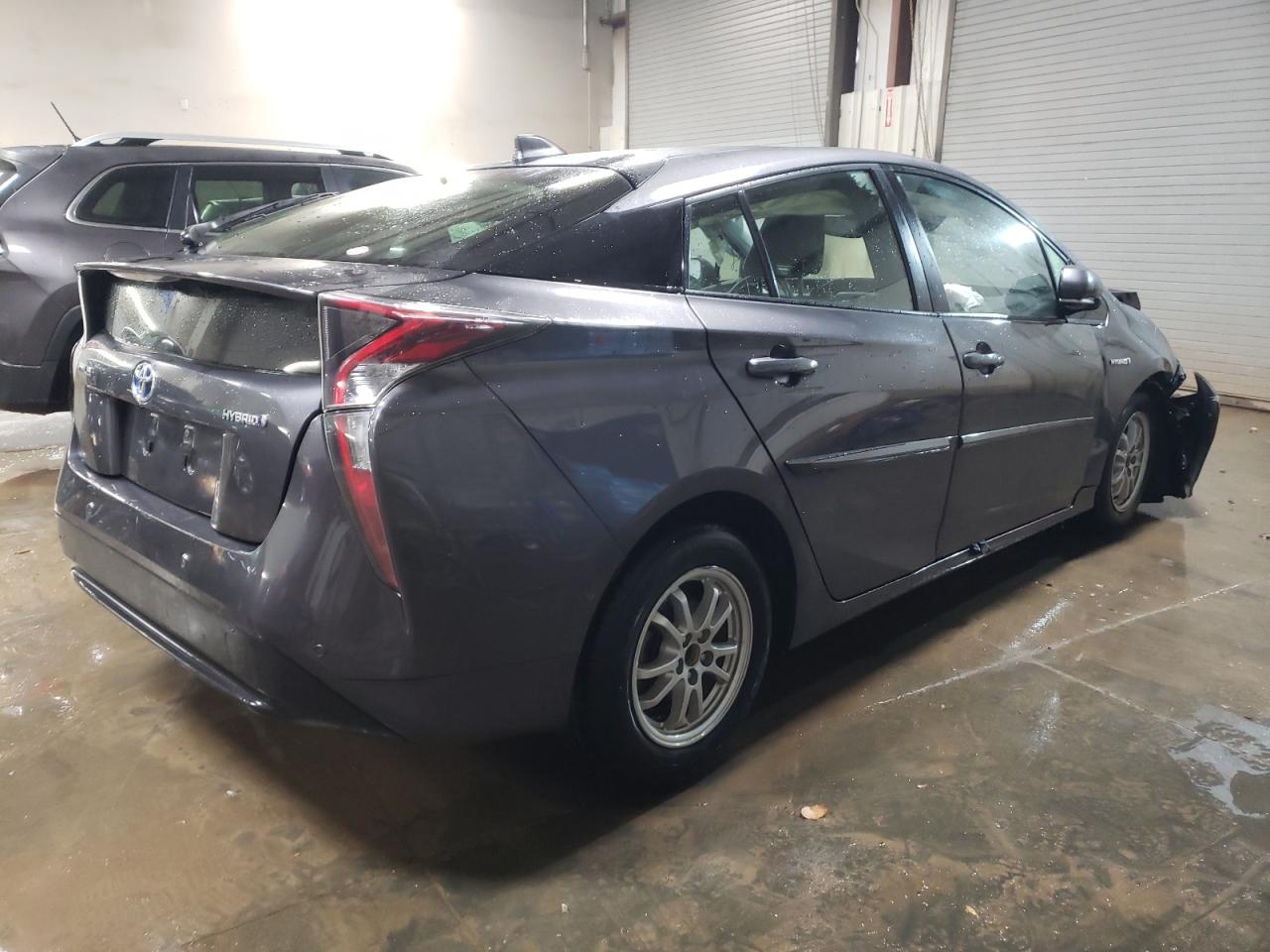 VIN JTDKARFU0H3542441 2017 TOYOTA PRIUS no.3