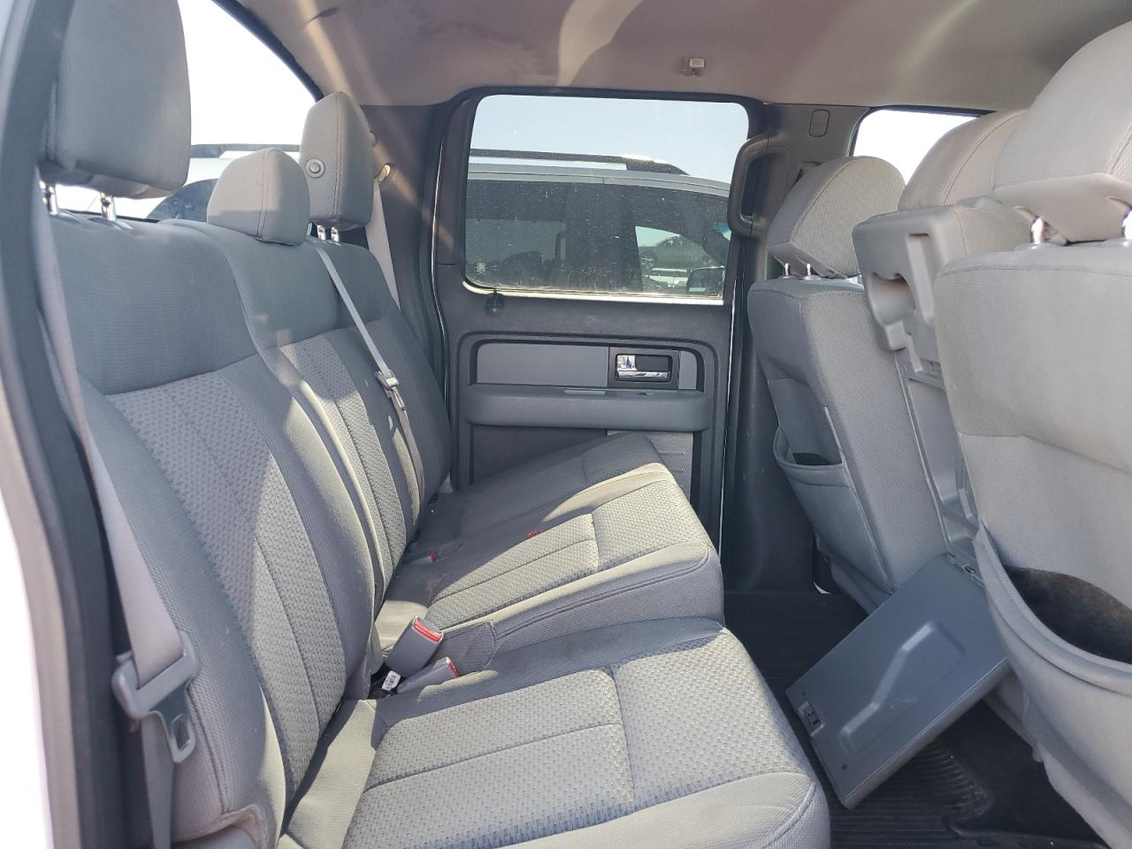 2014 Ford F-150 - Image 10