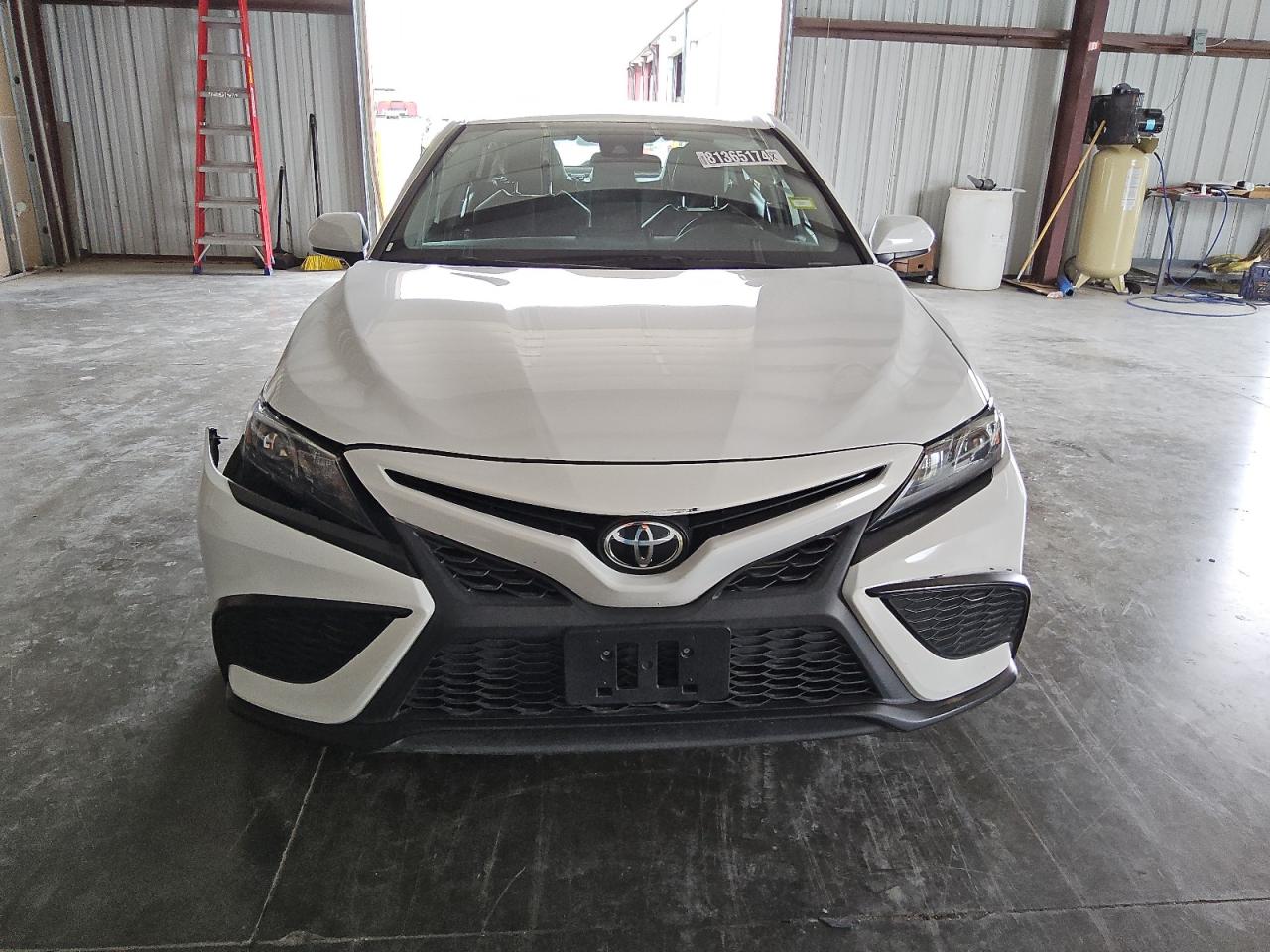 2021 Toyota Camry - Image 5