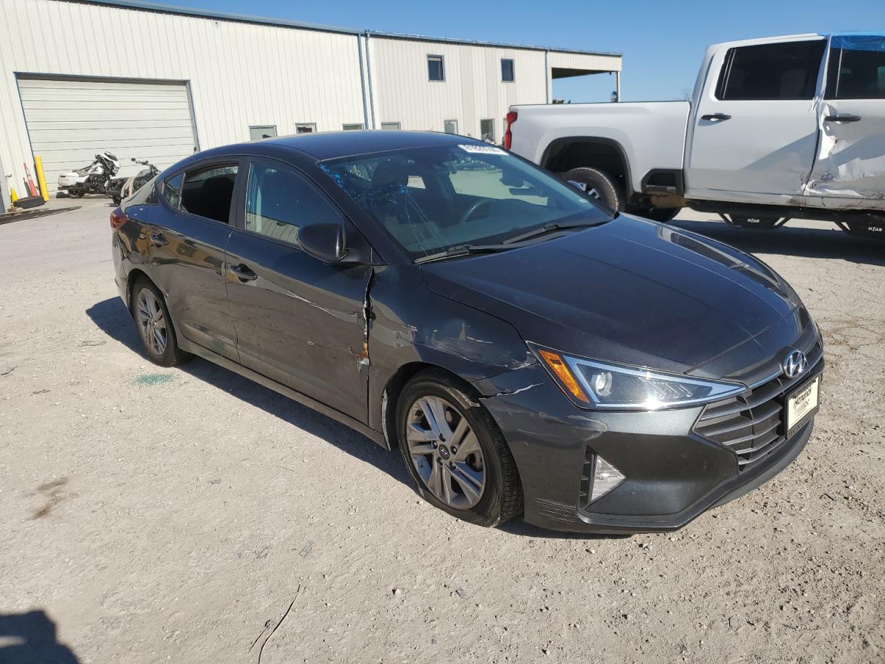 2020 Hyundai Elantra - Image 4