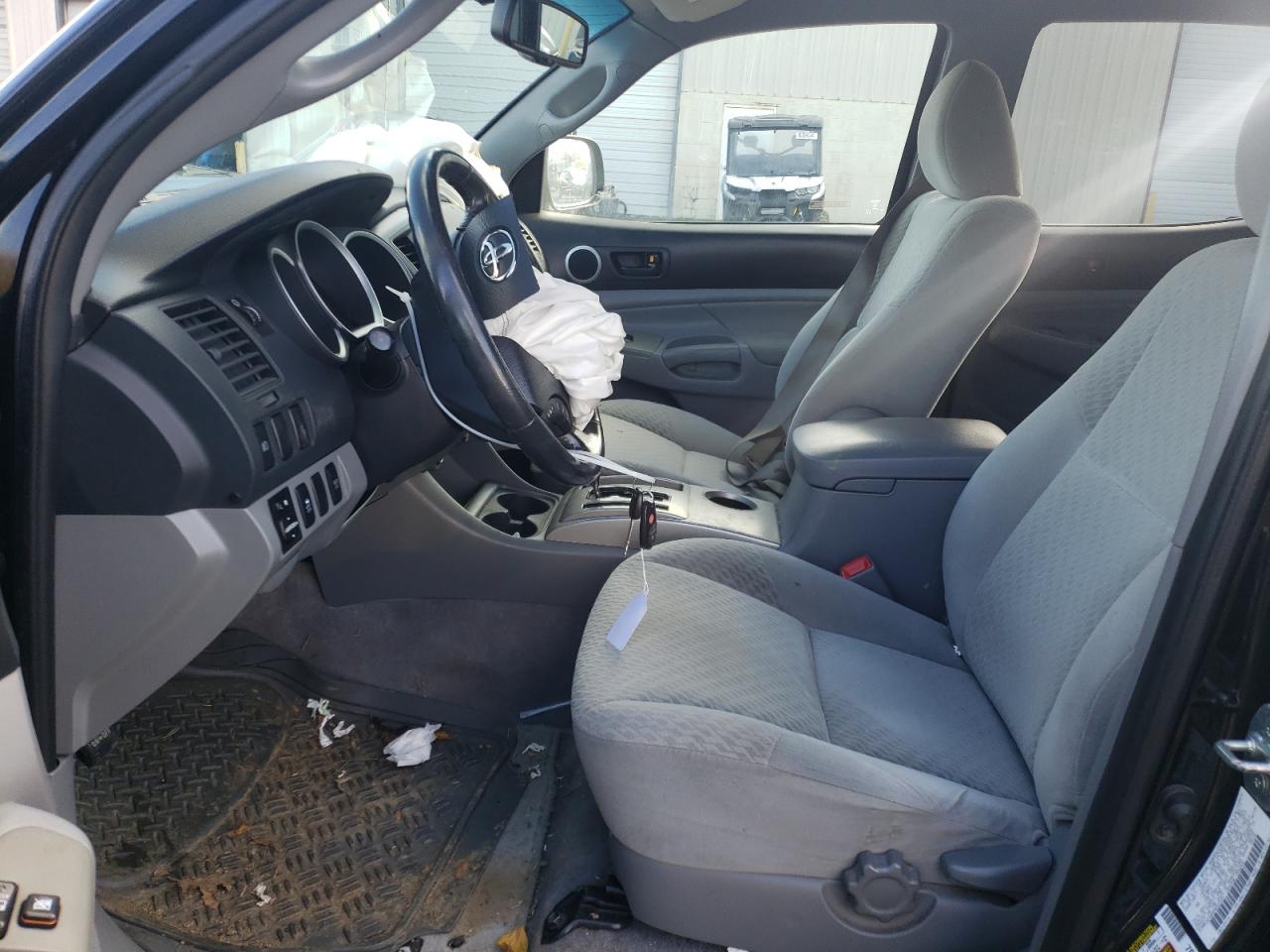 2011 Toyota Tacoma - Image 7