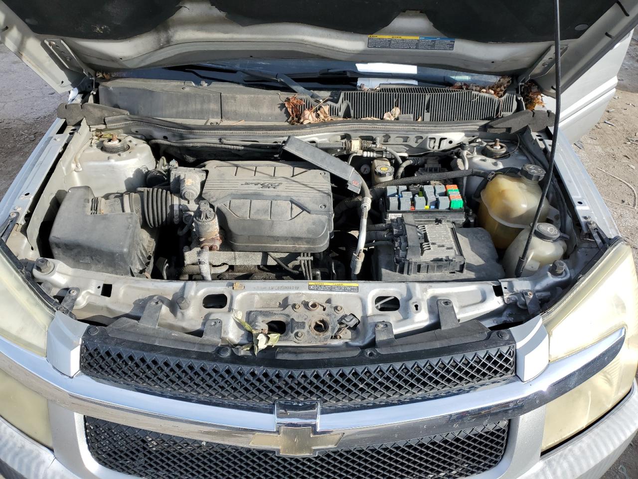 2005 Chevrolet Equinox - Image 11