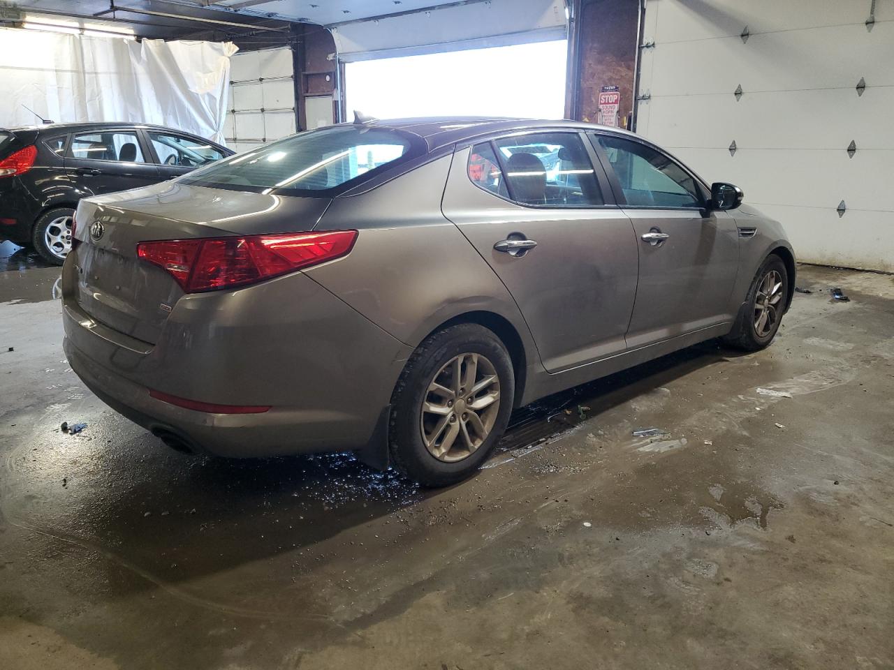 VIN 5XXGM4A73DG253503 2013 KIA OPTIMA no.3