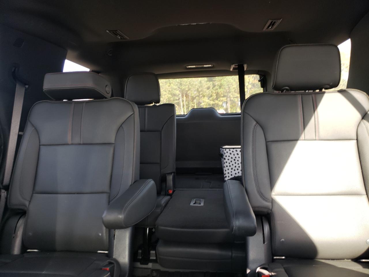 2022 Chevrolet Tahoe - Image 10