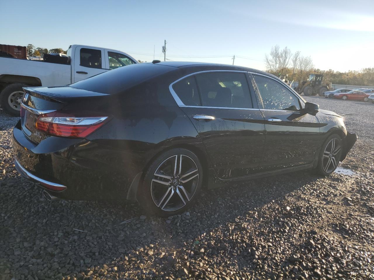 2017 Honda Accord - Image 3