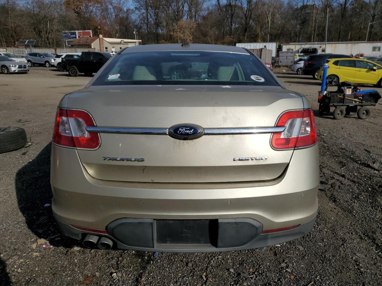 2010 Ford Taurus Limited VIN: 1FAHP2FW9AG153884 Lot: 80896164