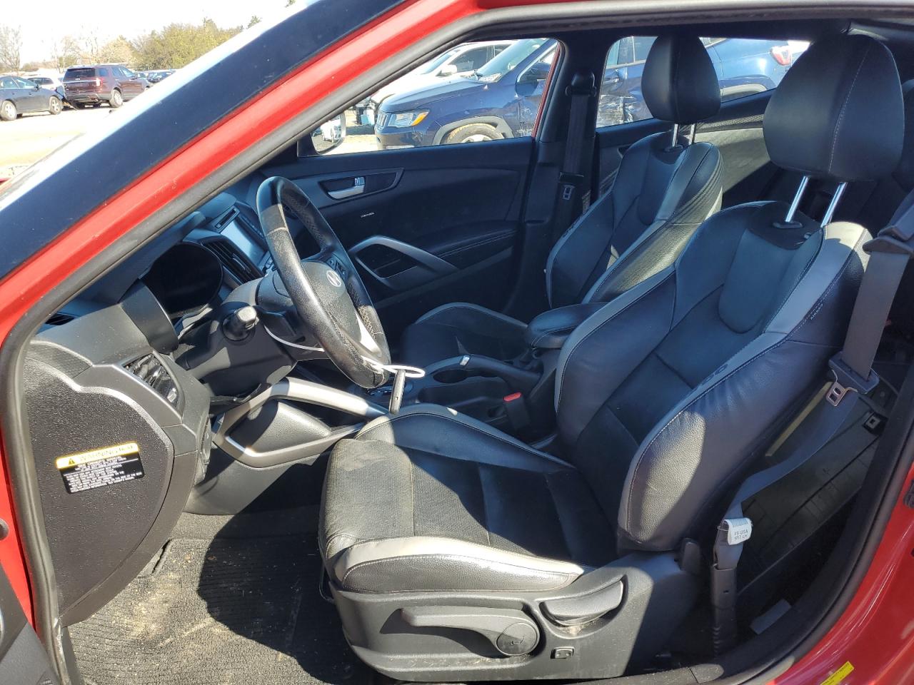 2016 Hyundai Veloster - Image 7