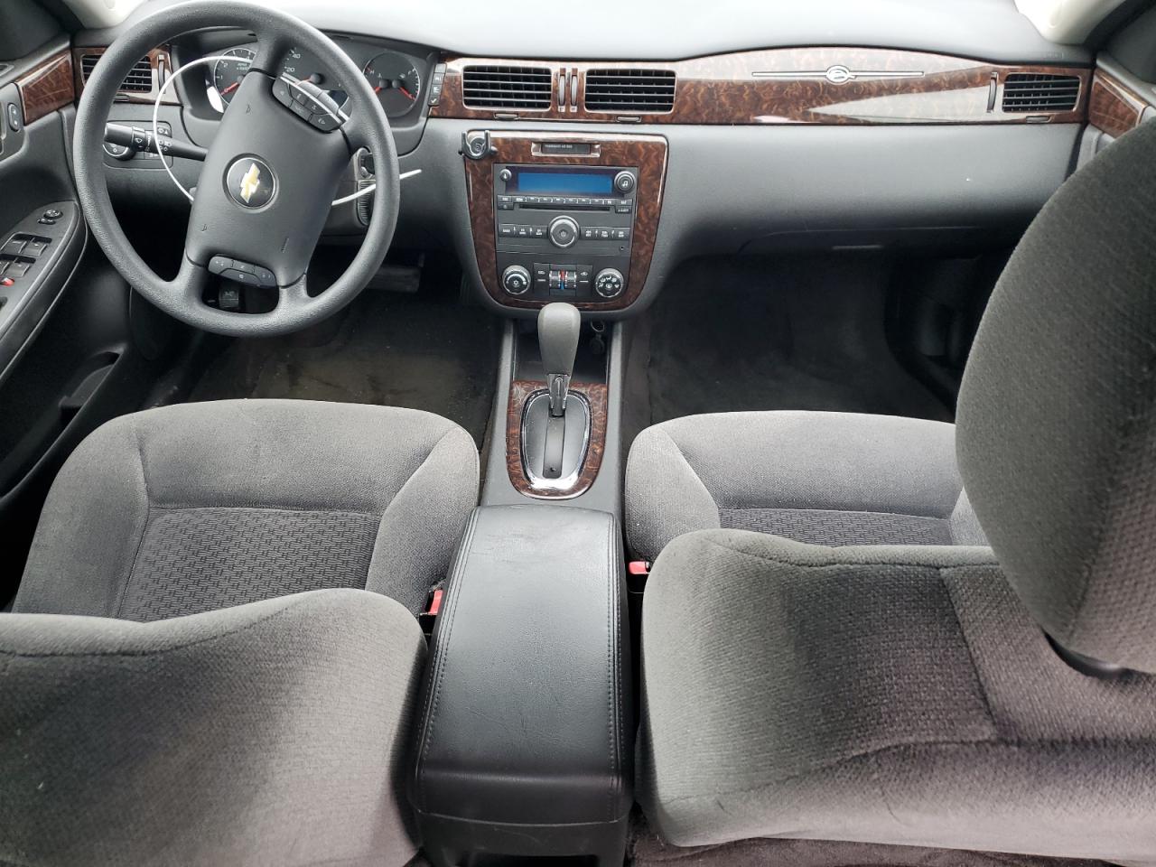 2016 Chevrolet Impala - Image 8