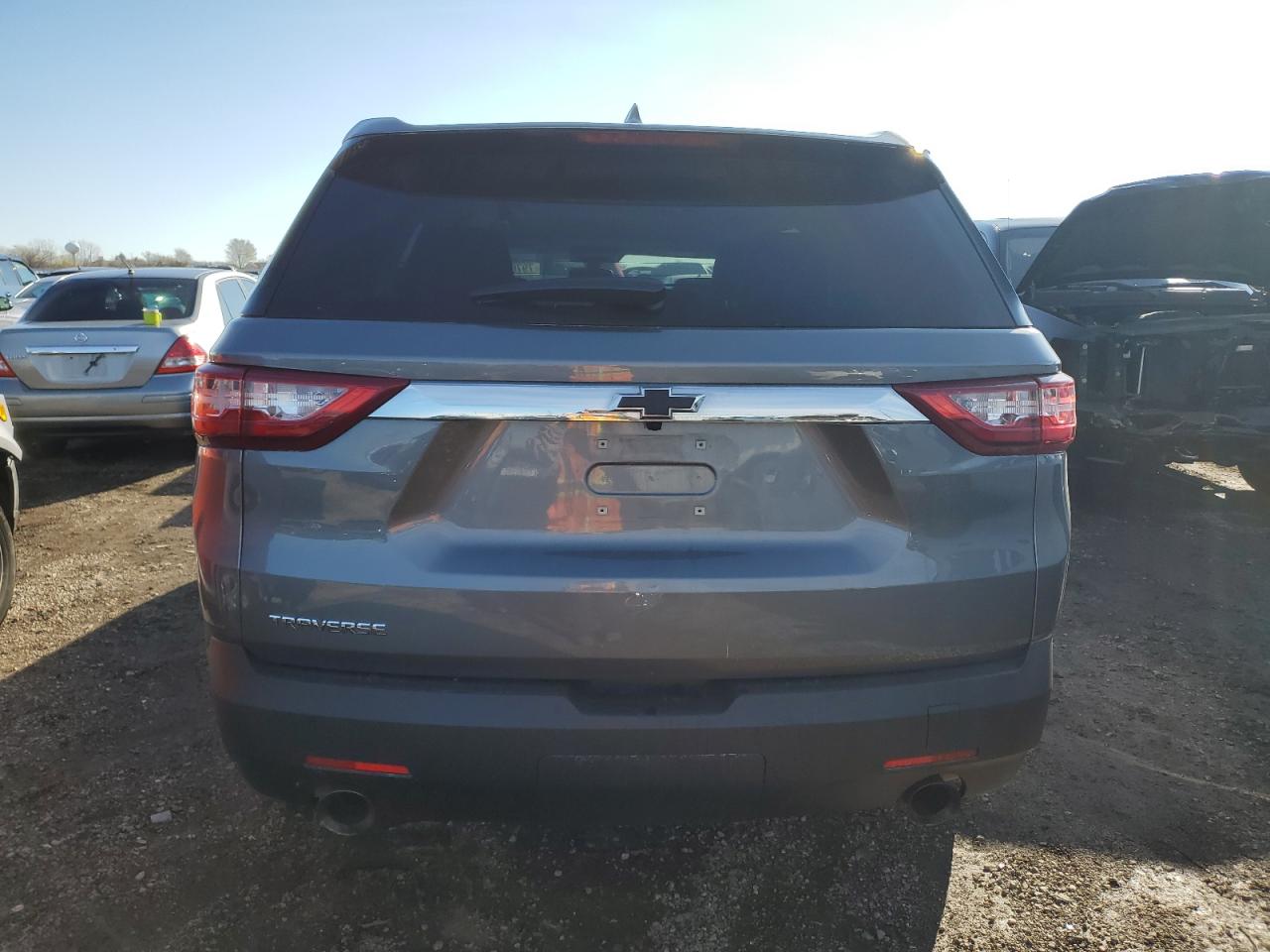 VIN 1GNERFKW2KJ176598 2019 CHEVROLET TRAVERSE no.6