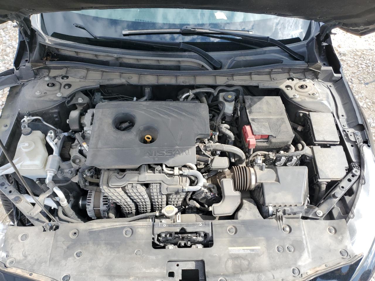 2020 Nissan Altima - Image 11