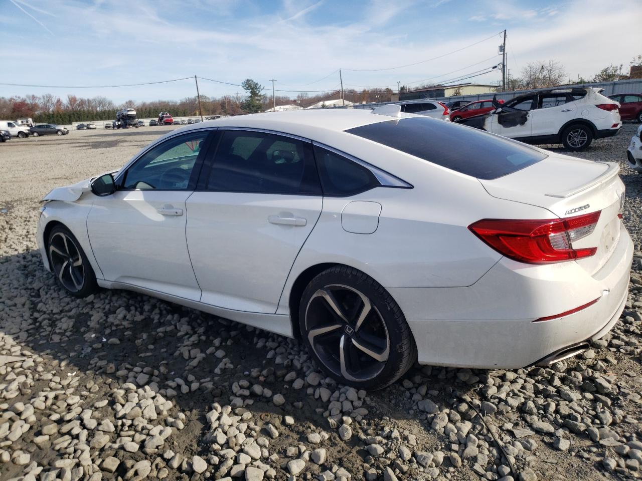 1HGCV1F38KA037639 2019 HONDA ACCORD - Image 2