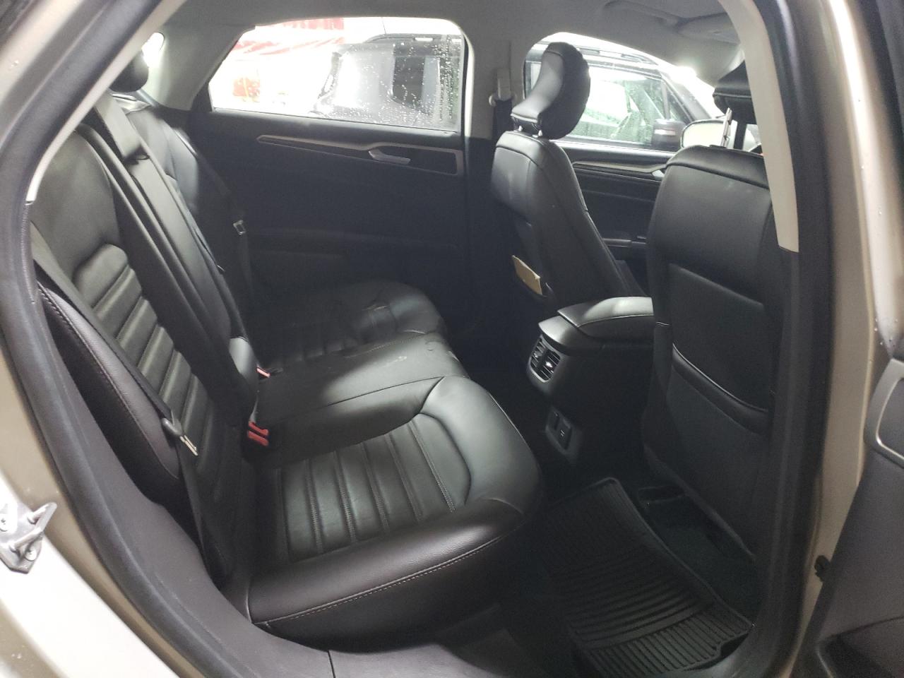 2016 Ford Fusion - Image 10