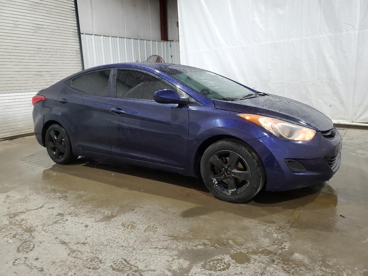 2011 Hyundai Elantra - Image 4
