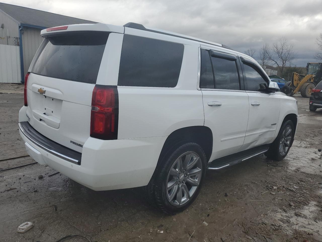 VIN 1GNSCCKC9LR293963 2020 CHEVROLET TAHOE no.3