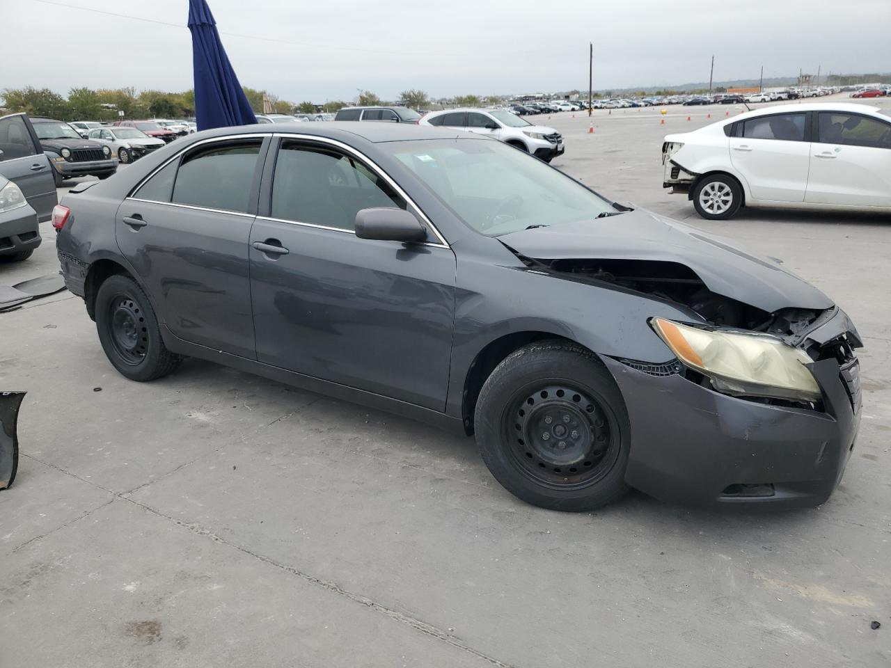 2009 Toyota Camry - Image 4