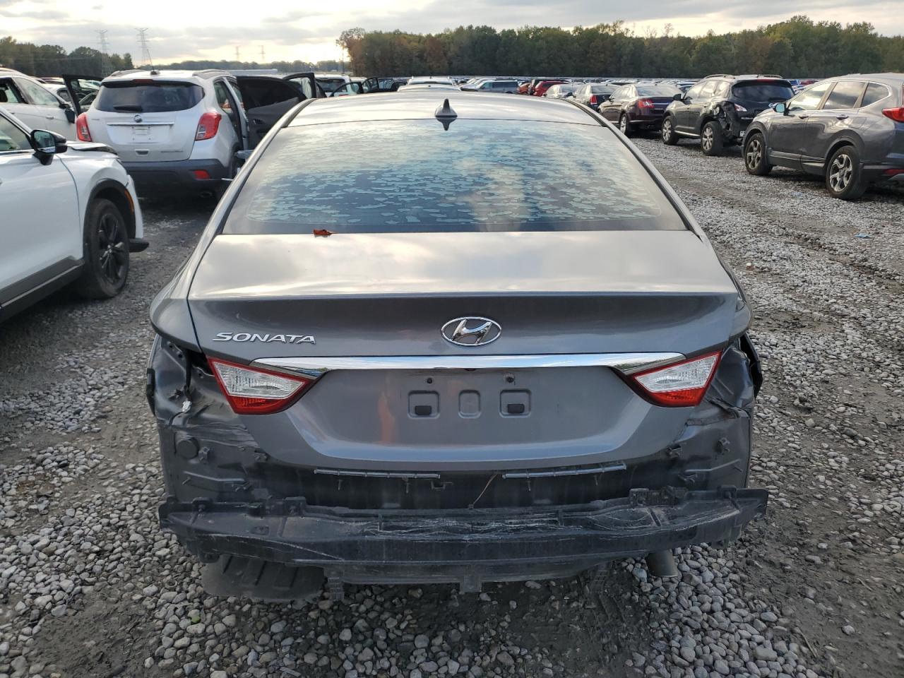 2014 Hyundai Sonata - Image 6