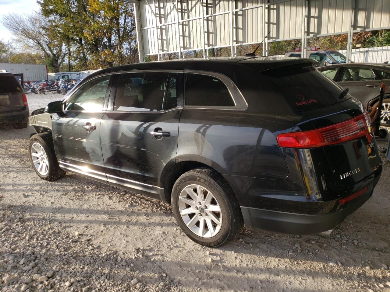 VIN 2LMHJ5NK3FBL03126 2015 LINCOLN MKT no.2