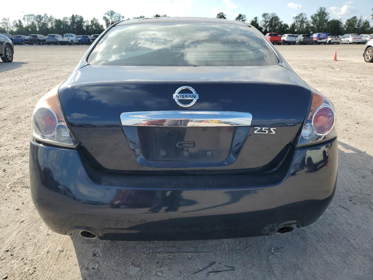 2011 Nissan Altima - Image 6