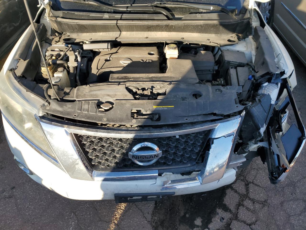 2014 Nissan Pathfinder - Image 12