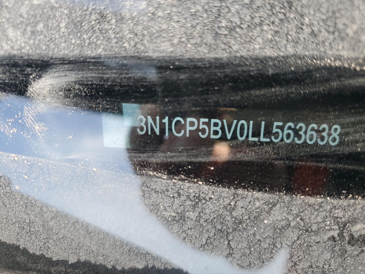 2020 Nissan Kicks - Image 13