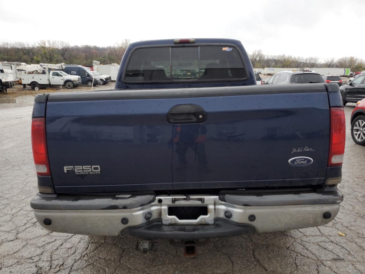 2004 Ford F250 - Image 6