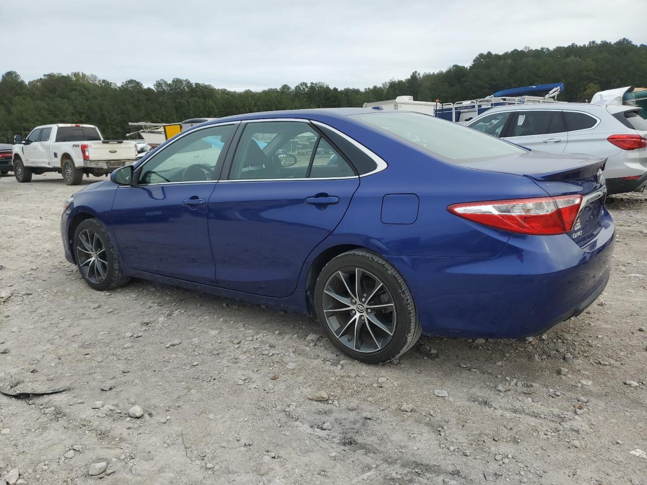 2015 Toyota Camry - Image 2