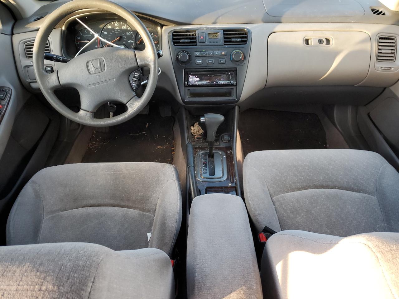 2002 Honda Accord - Image 8