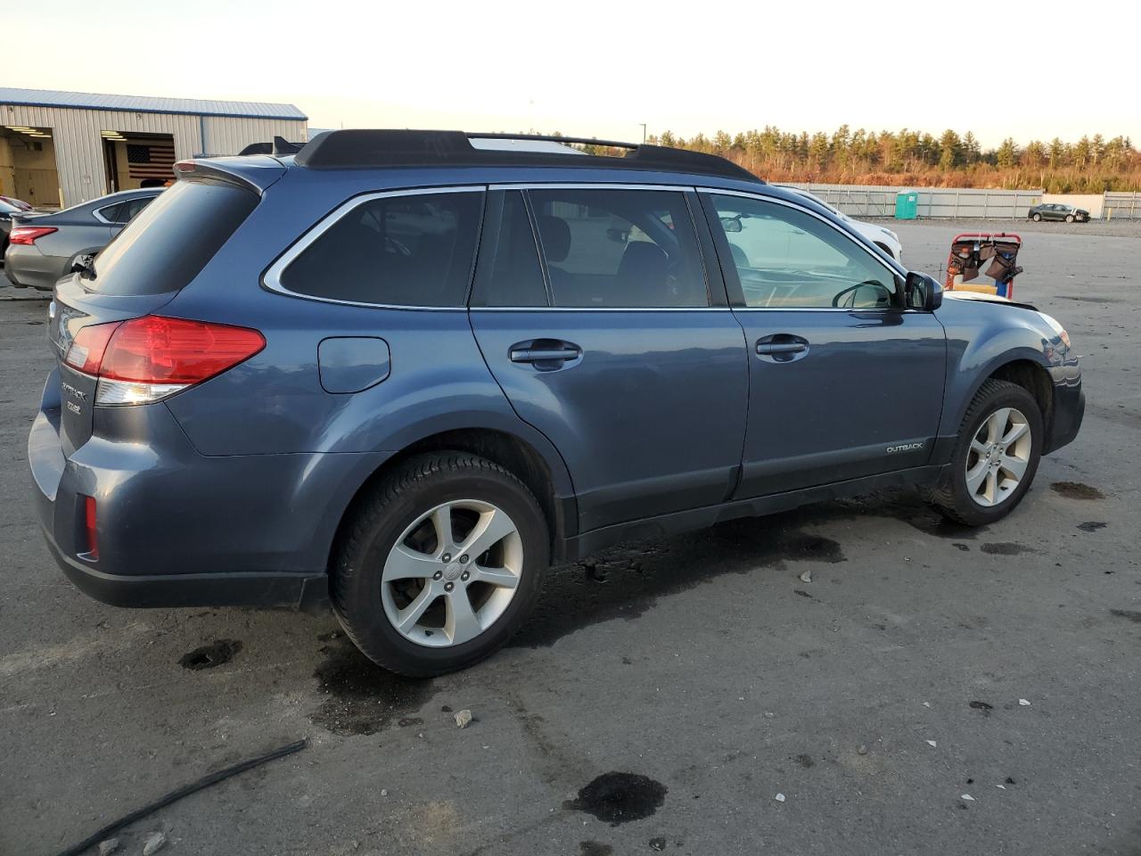 2014 Subaru Outback - Image 3