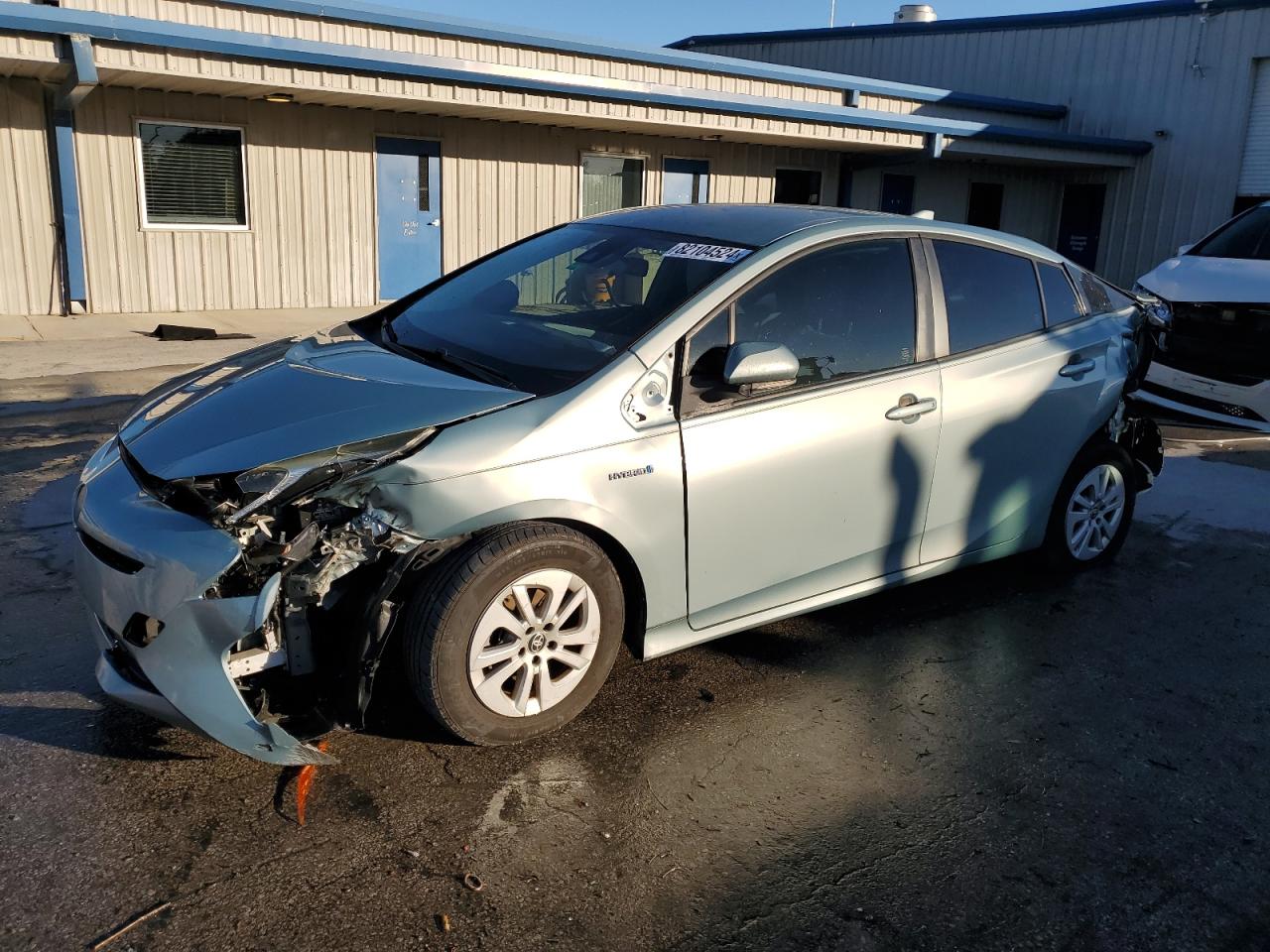 VIN JTDKBRFU9J3593102 2018 TOYOTA PRIUS no.1