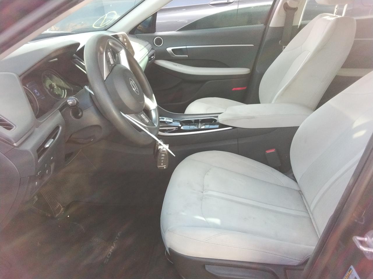 2023 Hyundai Sonata - Image 7