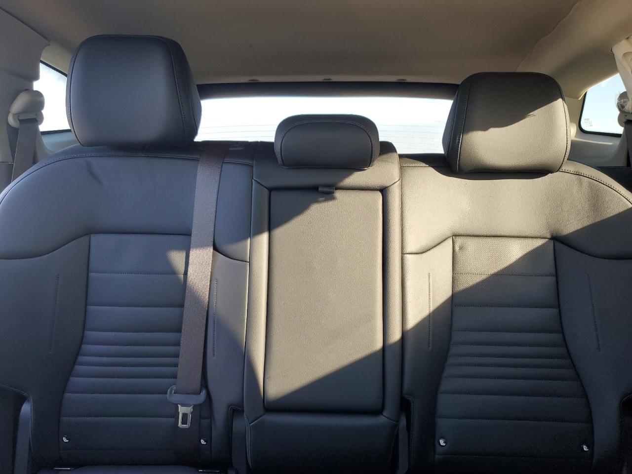 2023 Kia Sportage - Image 10