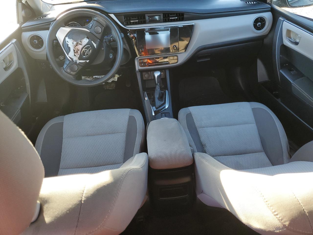 2018 Toyota Corolla - Image 8