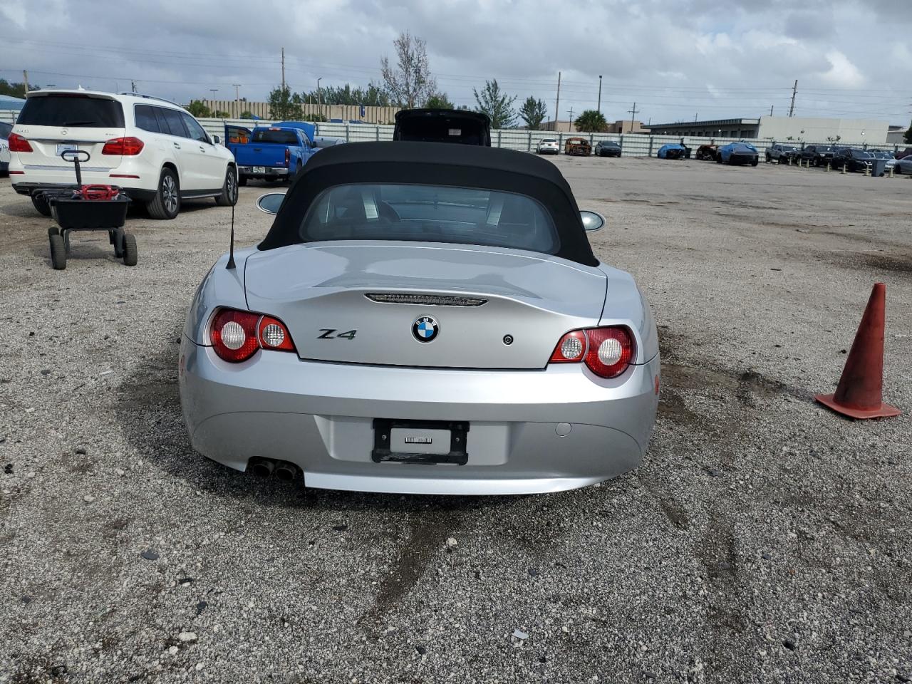 2005 BMW Z4 2.5 VIN: 4USBT33515LS54731 Lot: 80079724