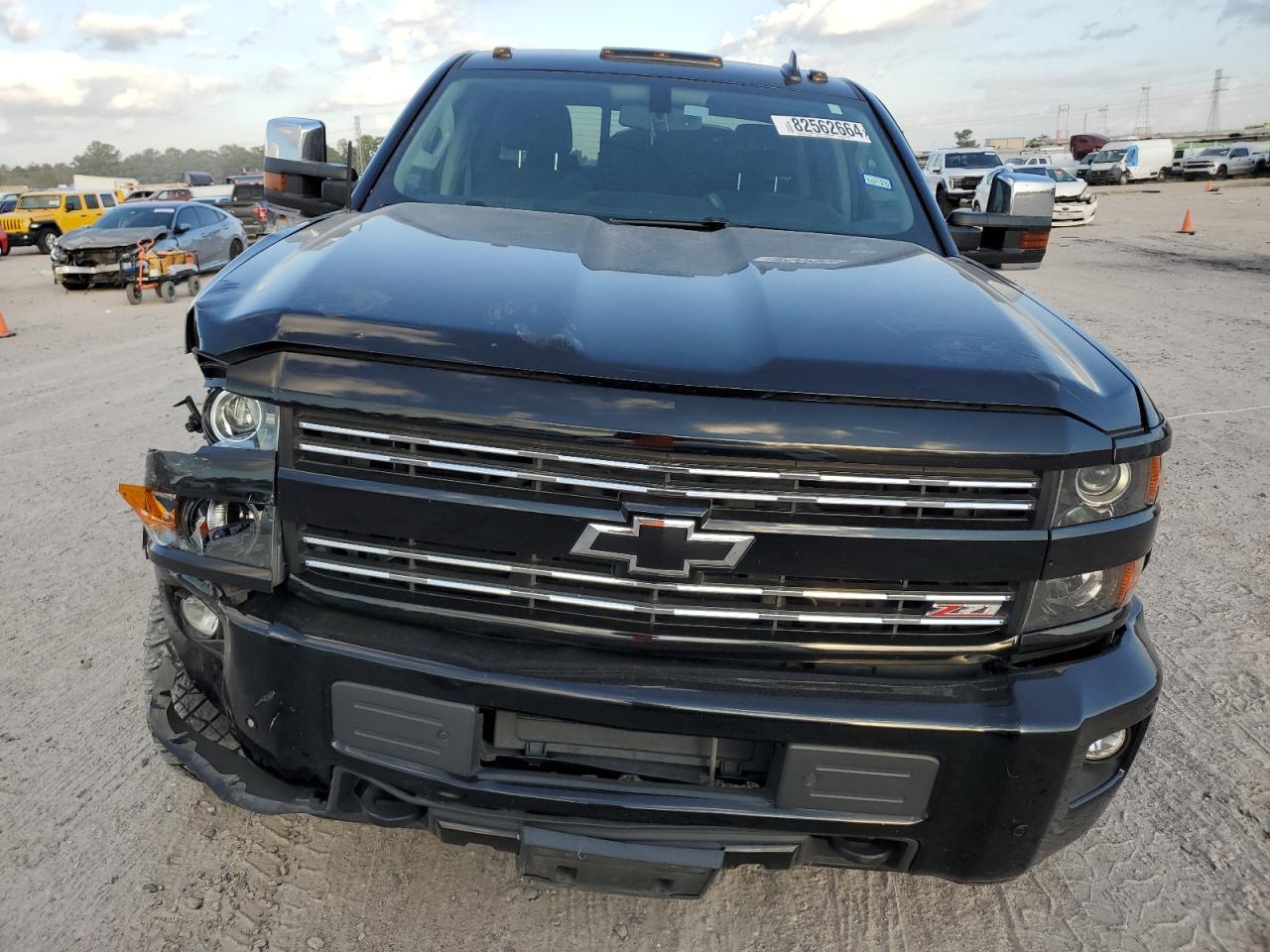 2018 Chevrolet Silverado - Image 5
