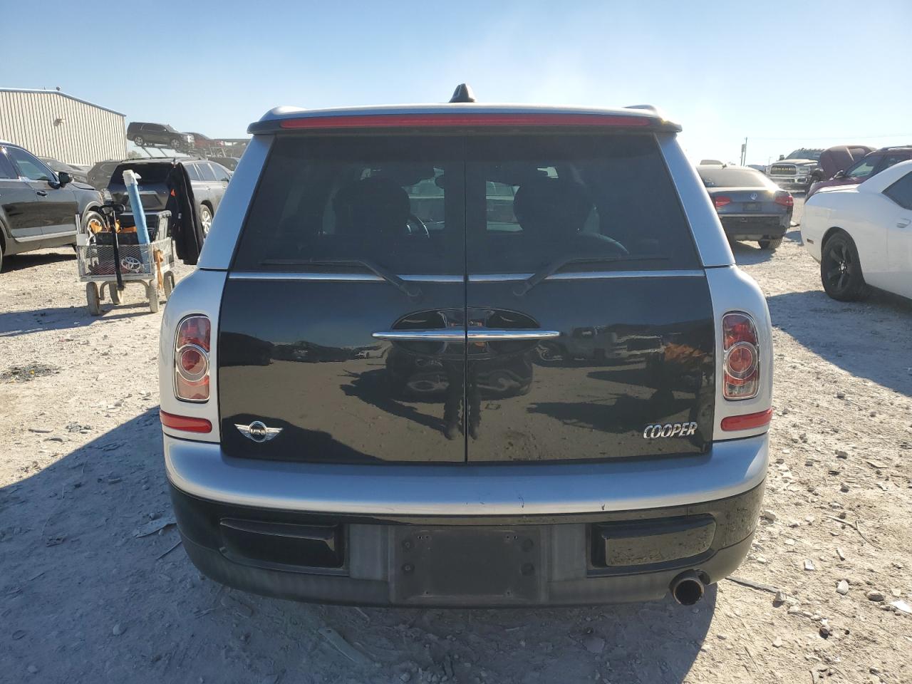 2011 Mini Cooper Clubman VIN: WMWZF3C55BTX81868 Lot: 80481714