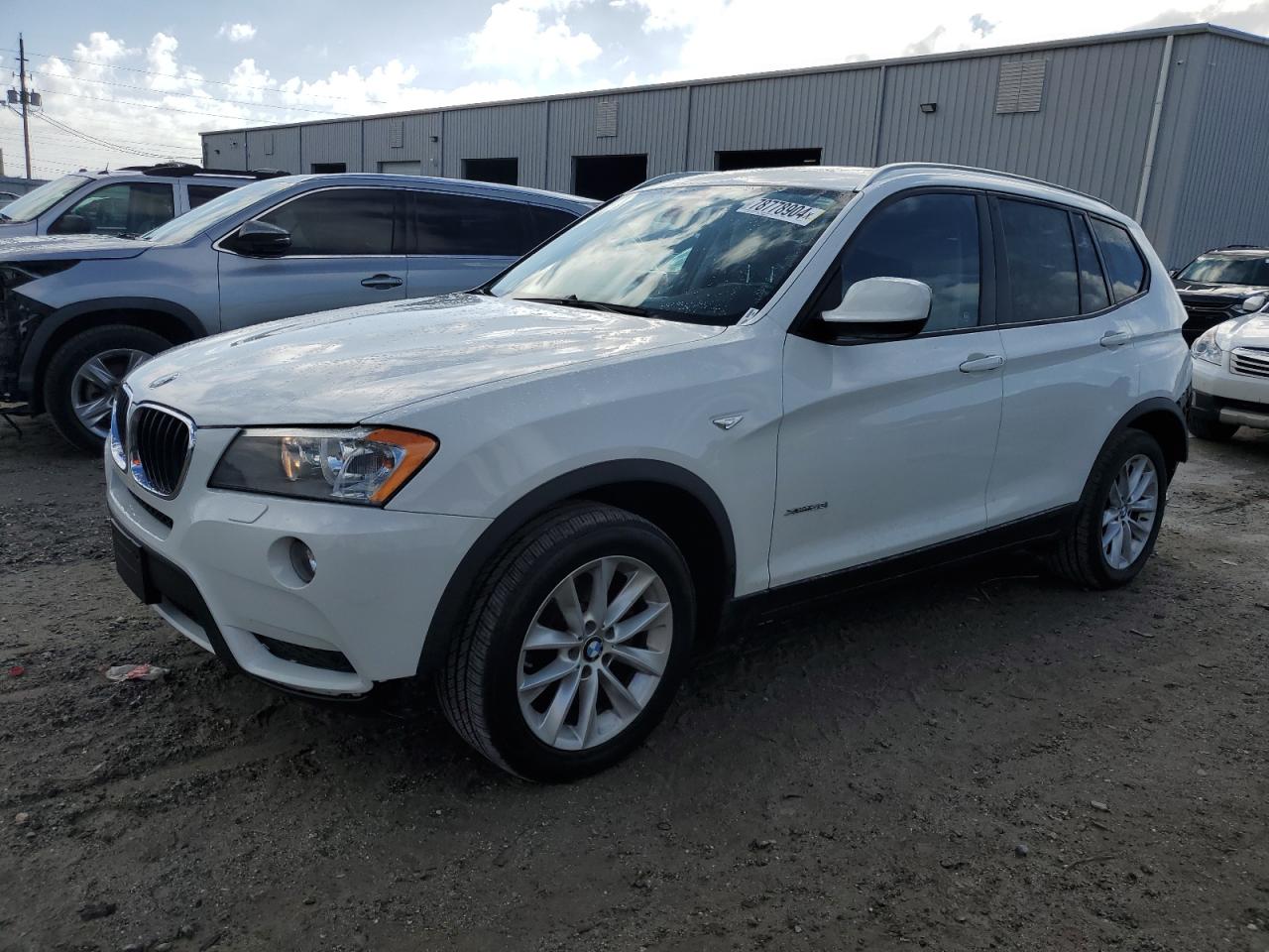 VIN 5UXWX9C58D0A11966 2013 BMW X3 no.1