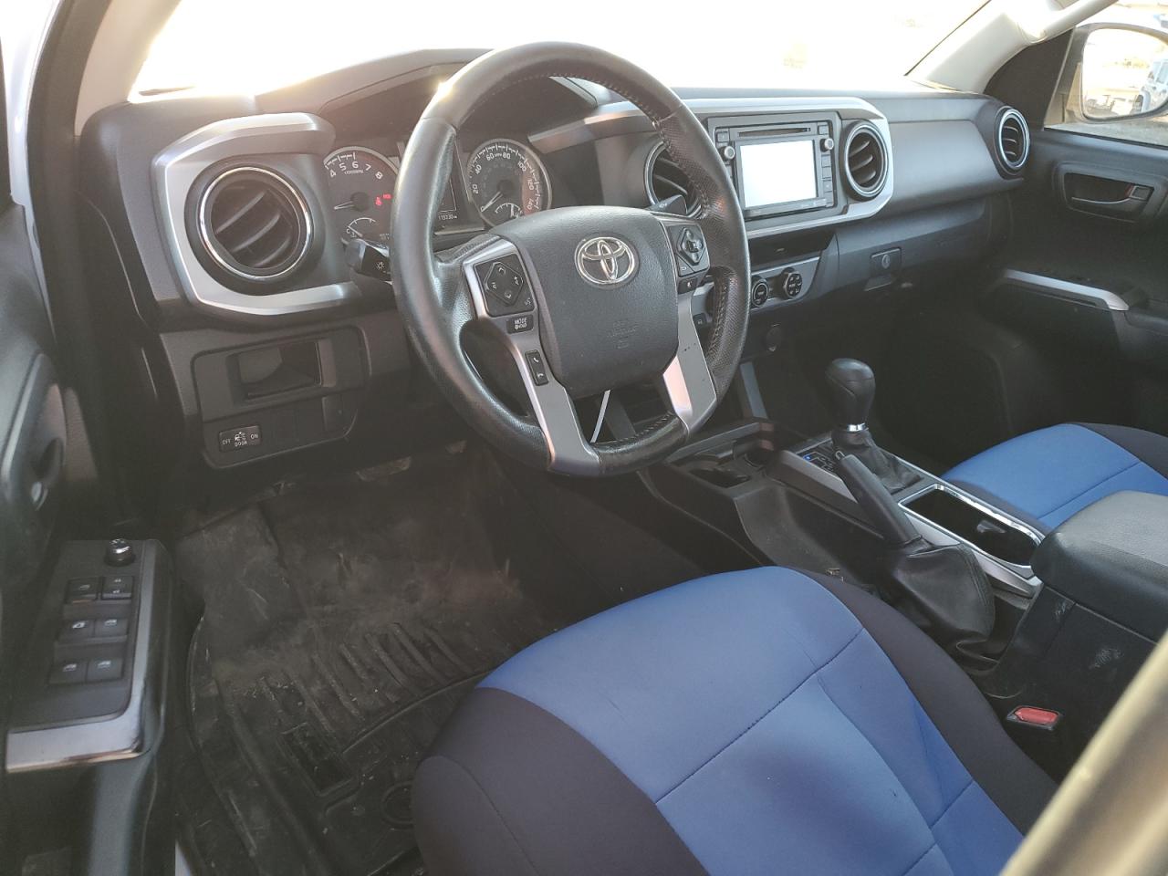 2016 Toyota Tacoma - Image 8