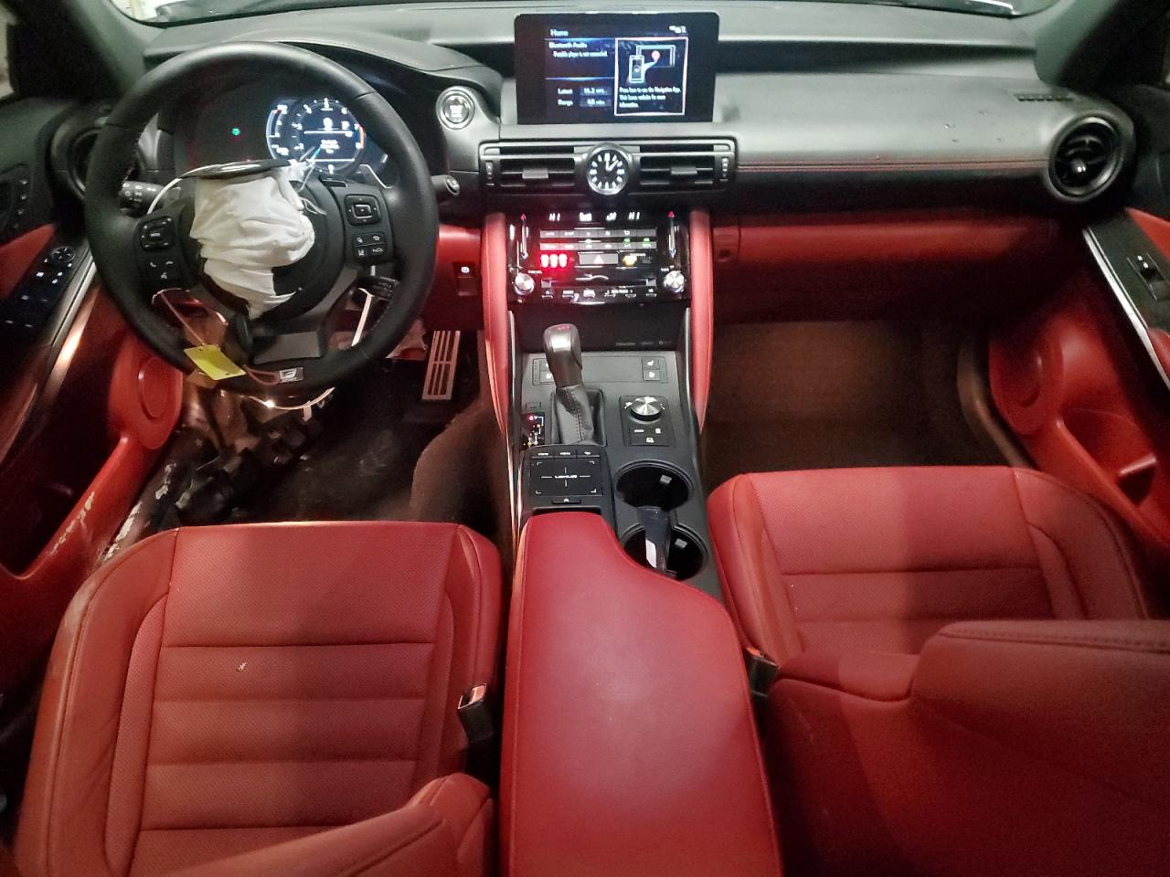 2024 Lexus IS - Image 8